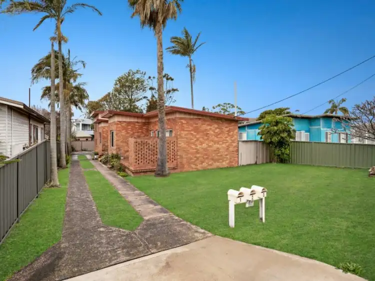 Third view of Homely block of units listing, 10 Bay Road, The Entrance NSW 2261