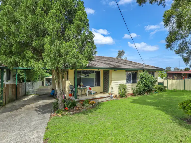 2 Acacia Avenue, Raymond Terrace NSW 2324