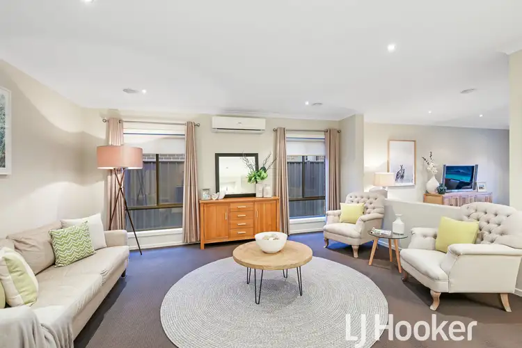 Sixth view of Homely house listing, 8 Willowdale Drive, Cranbourne North VIC 3977