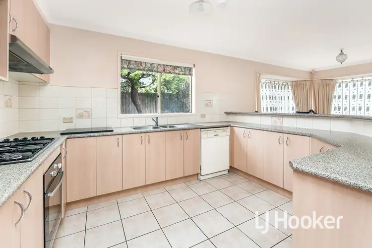 Fifth view of Homely house listing, 1 Vance Court, Narre Warren VIC 3805