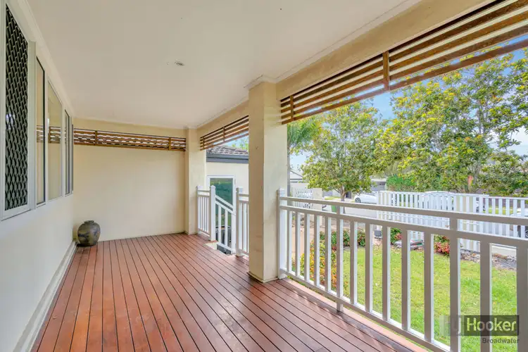 26 Vernon Avenue, Labrador QLD 4215