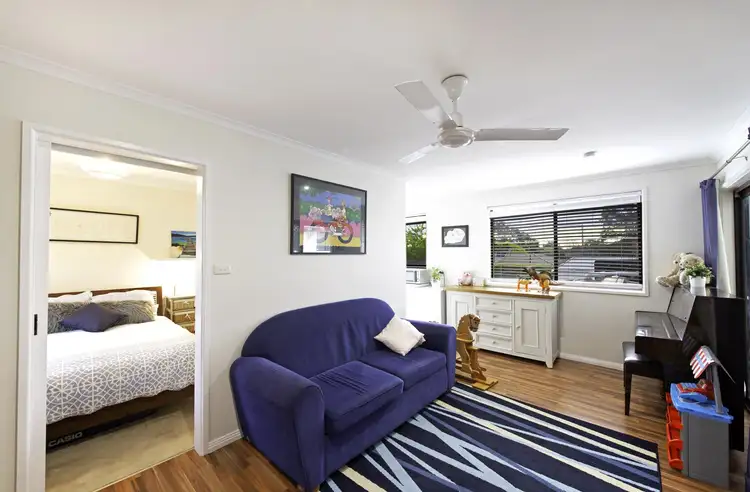 Sixth view of Homely house listing, 4 Crawford Crescent, Flynn ACT 2615