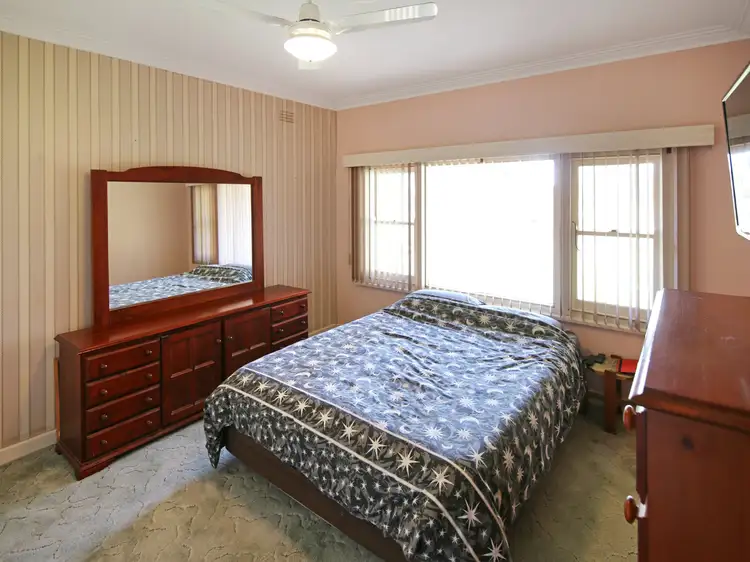 Fourth view of Homely house listing, 124 Mansfield Road, Benalla VIC 3672