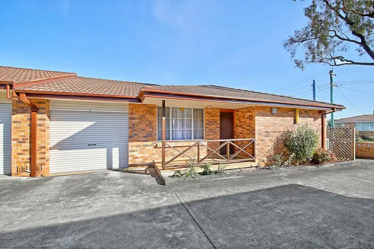 4/48 Waminda Avenue, Campbelltown NSW 2560