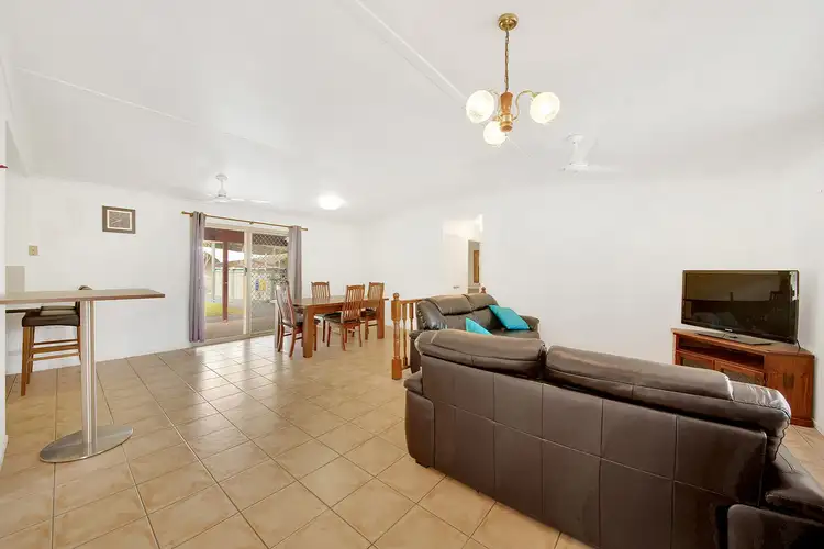 Sixth view of Homely house listing, 2 Delaney Court, Tannum Sands QLD 4680
