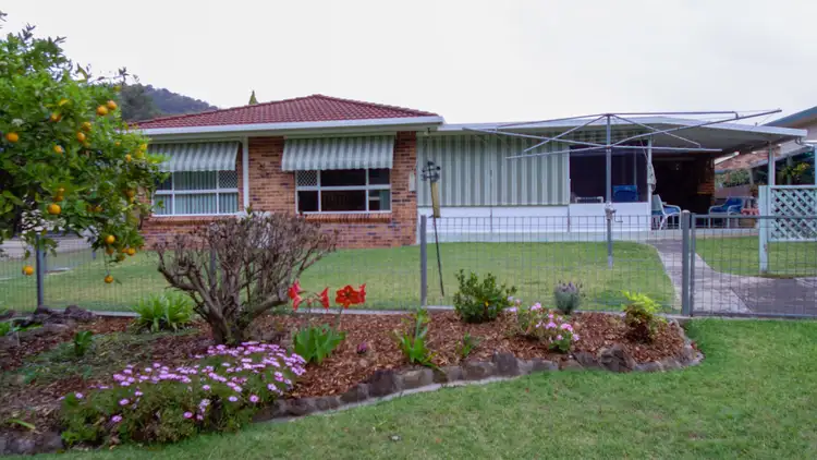 Second view of Homely house listing, 8 Heron Place, Lakewood NSW 2443