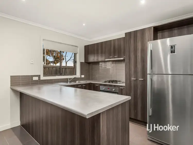 Second view of Homely house listing, 15/3 Campaspe Way, Point Cook VIC 3030