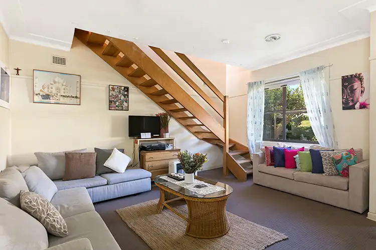 Third view of Homely house listing, 3 Henry Street, Dee Why NSW 2099