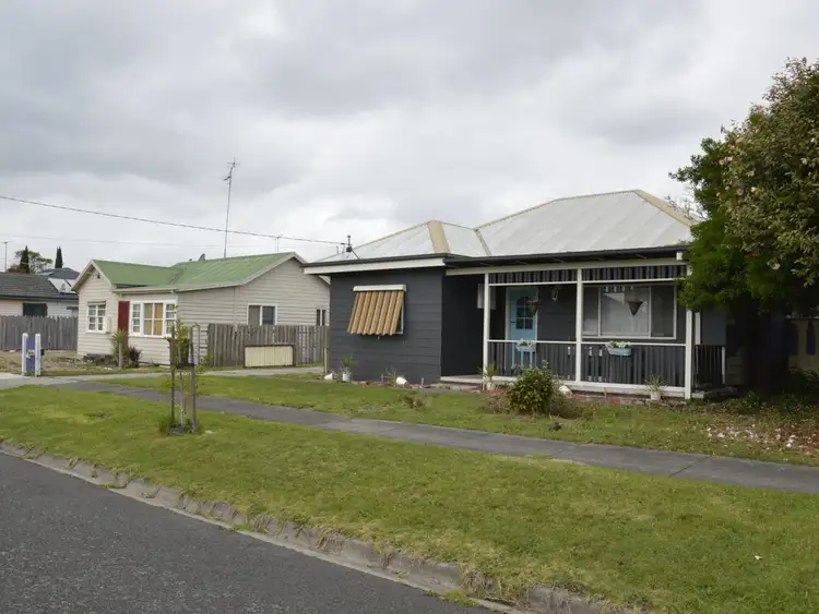 20 Brock Street, Moe VIC 3825