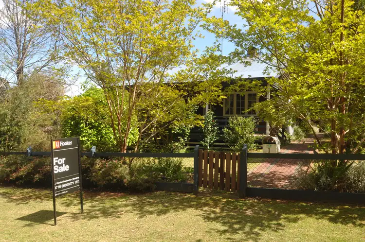 1 Lefroy Street, Pemberton WA 6260