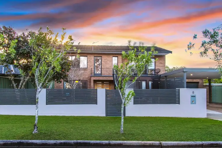 6 Waterside Close, Point Clare NSW 2250