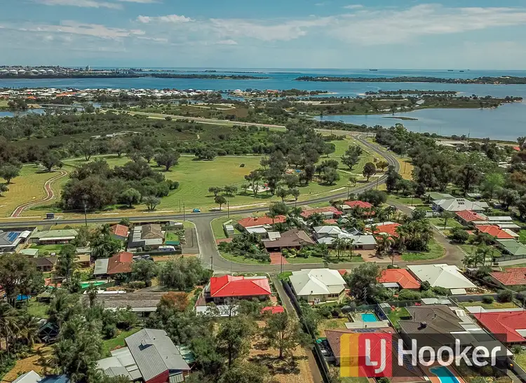 Second view of Homely house listing, 11 Hayward Place, Australind WA 6233