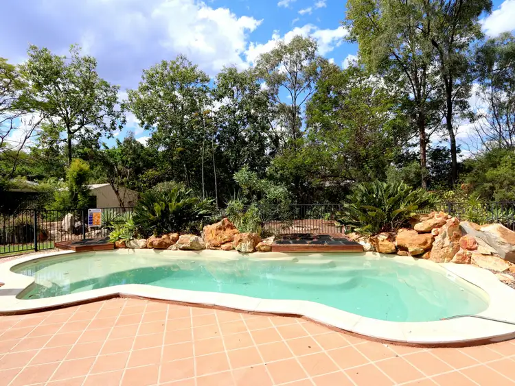 Sixth view of Homely house listing, 5 Malibu Place, Emerald QLD 4720