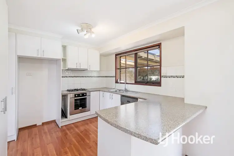 Second view of Homely house listing, 2 Kooyong Close, Hampton Park VIC 3976