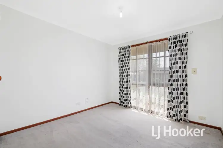 Seventh view of Homely house listing, 2 Kooyong Close, Hampton Park VIC 3976