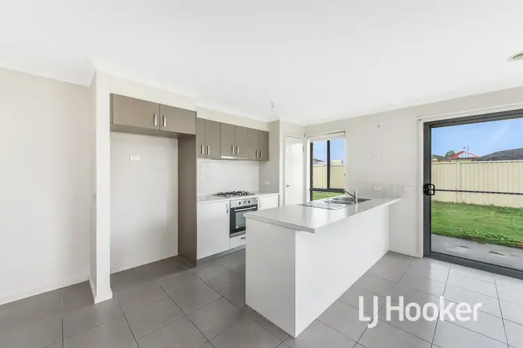 Sixth view of Homely house listing, 105 Blue Horizon Way, Pakenham VIC 3810