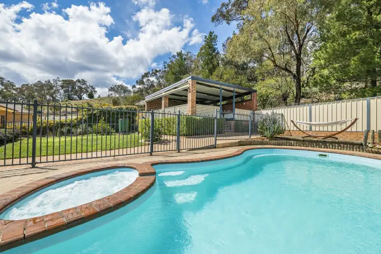 Fourth view of Homely house listing, 8 Hybon Avenue, Queanbeyan NSW 2620