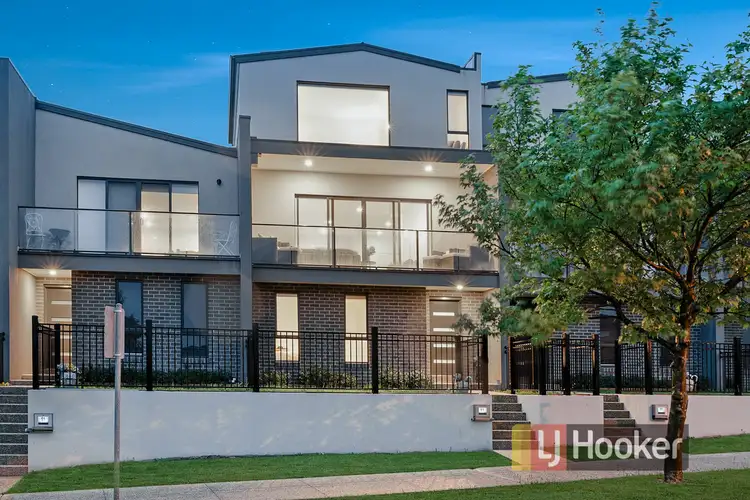 53 Botanic Drive, Pakenham VIC 3810