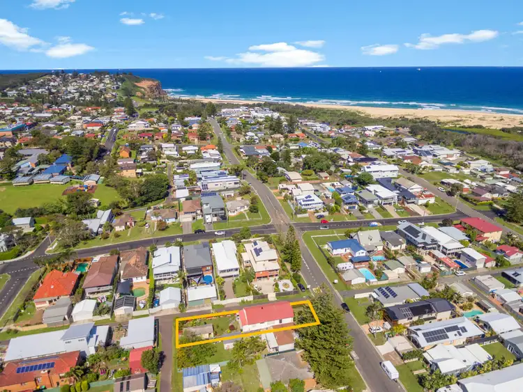 Main view of Homely house listing, 29 Brown Street, Redhead NSW 2290