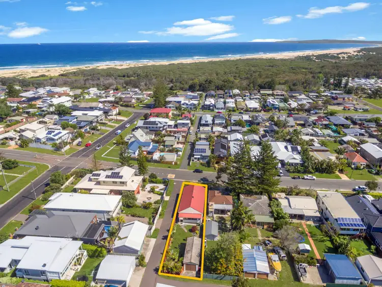 Fifth view of Homely house listing, 29 Brown Street, Redhead NSW 2290
