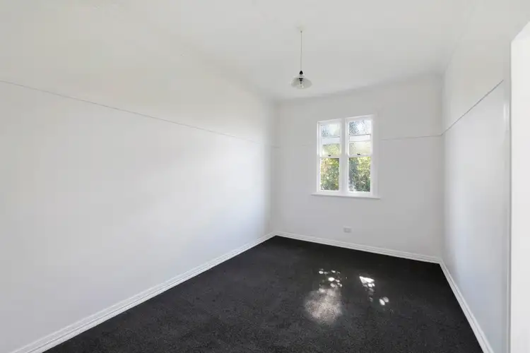 7 Turner Street, Newtown QLD 4350