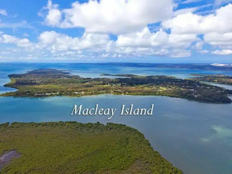 36 Brighton Street, Macleay Island QLD 4184