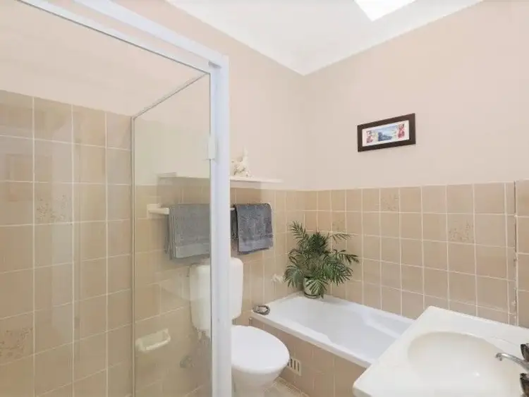 Fifth view of Homely townhouse listing, 6/156 Ocean Parade, Blue Bay NSW 2261