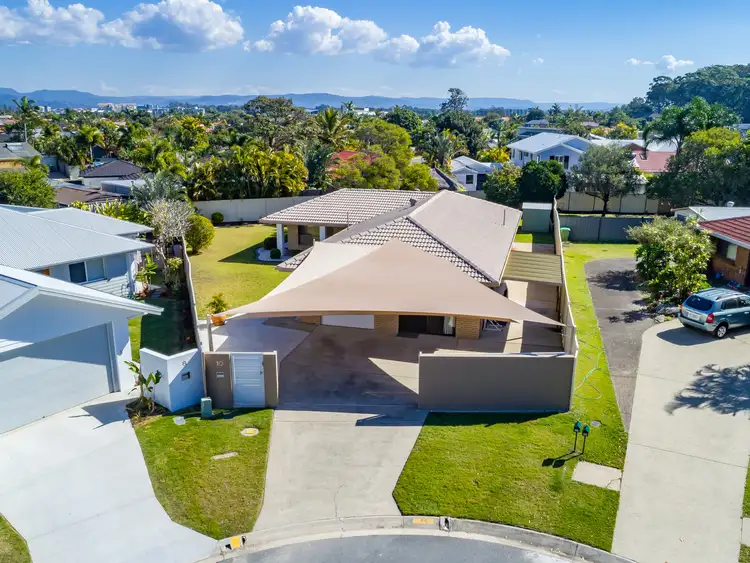 10 Falcon Court, Burleigh Waters QLD 4220