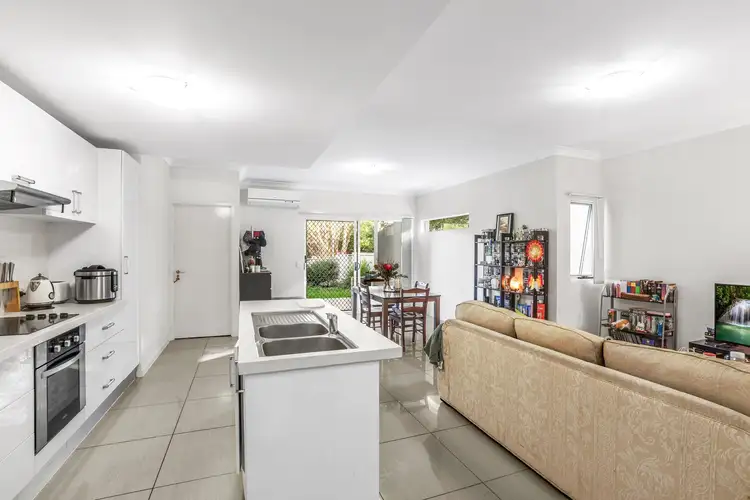 Main view of Homely unit listing, 1/37 Creighton Street, Mount Gravatt QLD 4122
