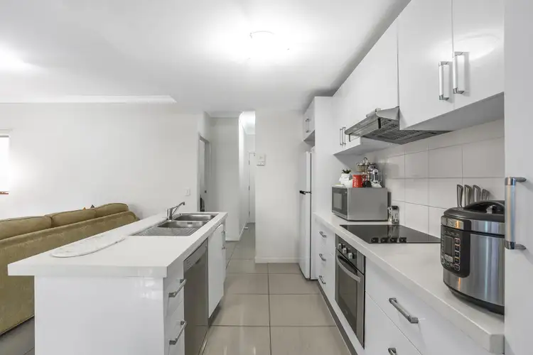 Second view of Homely unit listing, 1/37 Creighton Street, Mount Gravatt QLD 4122