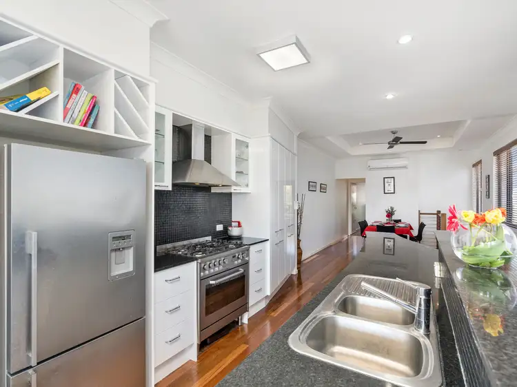 Fourth view of Homely semi-detached listing, 2/12 Miami Shore Parade, Miami QLD 4220