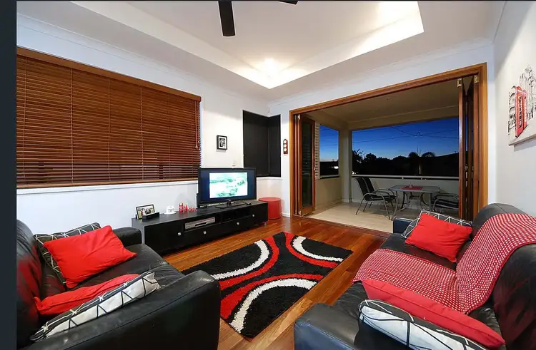 Sixth view of Homely semi-detached listing, 2/12 Miami Shore Parade, Miami QLD 4220