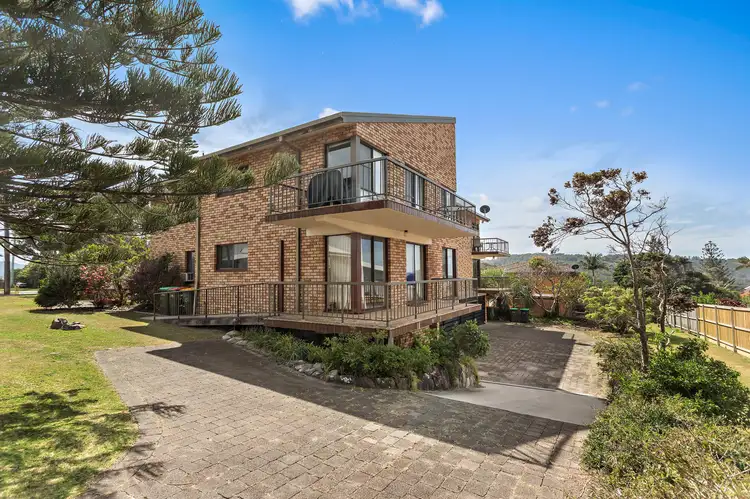 3/4 Twentieth Avenue, Sawtell NSW 2452