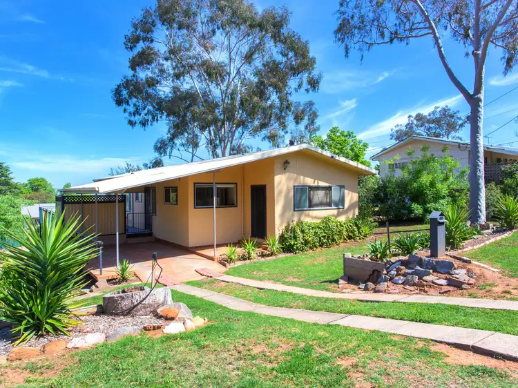 20 Henderson Street, Cowra NSW 2794