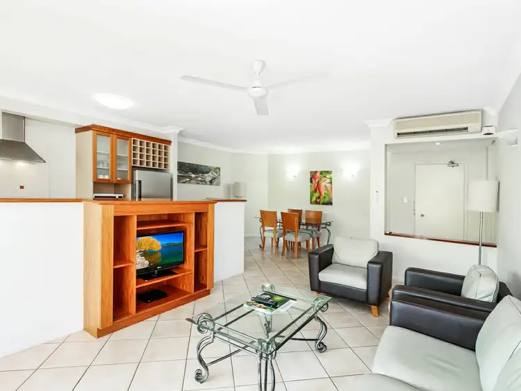 715/2 Greenslopes Street, Cairns North QLD 4870