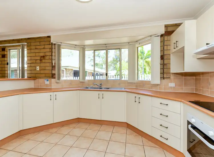 Seventh view of Homely house listing, 3 St Bees Court, Clinton QLD 4680