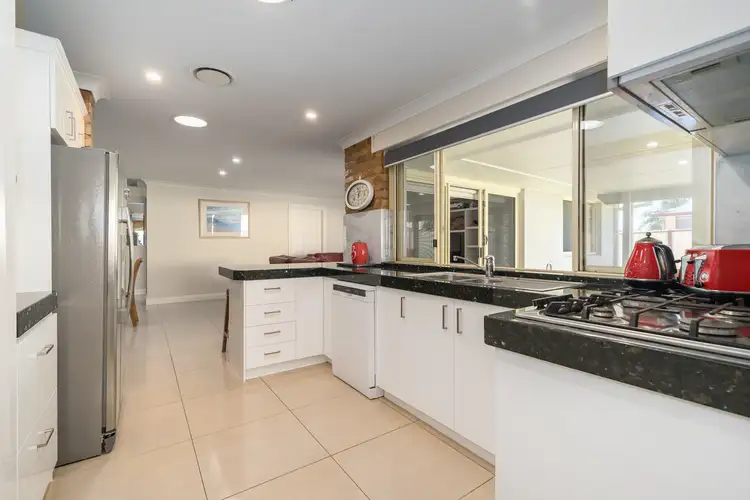 Second view of Homely house listing, 2 Bergan Place, Cleveland QLD 4163
