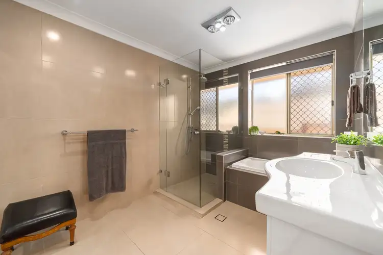 Fourth view of Homely house listing, 2 Bergan Place, Cleveland QLD 4163