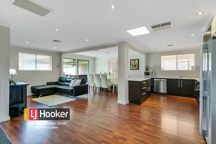 Fourth view of Homely house listing, 2 Hanlin Court, Parafield Gardens SA 5107