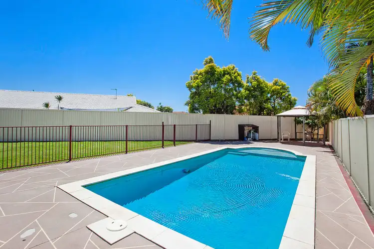 5 Leafy Close, Burleigh Waters QLD 4220