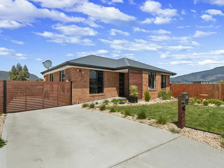 13 Barrob Street, Old Beach TAS 7017
