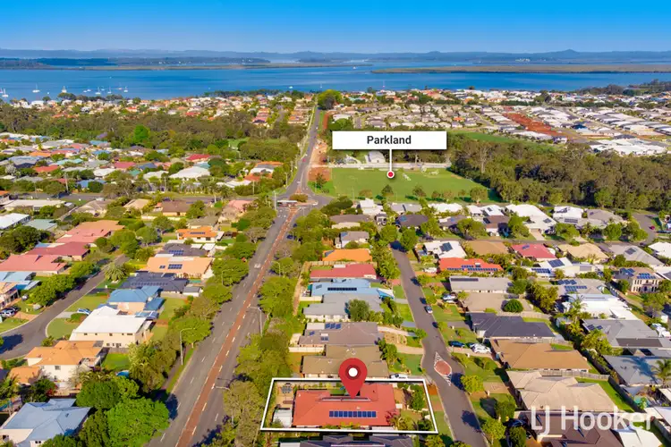 33 Aquila Street, Redland Bay QLD 4165