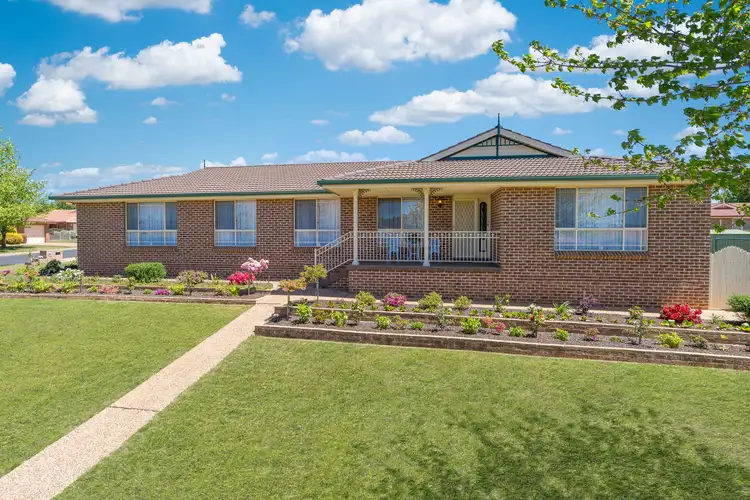 7 Saran Place, Orange NSW 2800