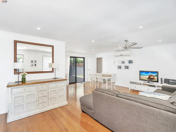 56 Studio Drive, Oxenford QLD 4210