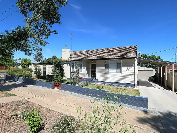 36 Croaker Street, Turvey Park NSW 2650