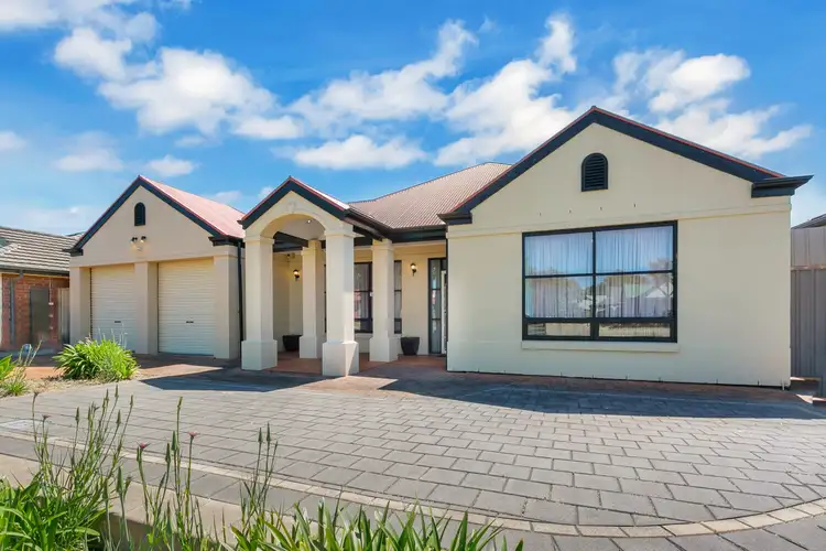 8 Victoria Drive, Oakden SA 5086