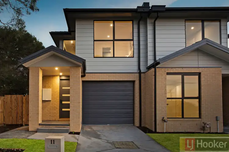 11 Elliot Street, Knoxfield VIC 3180