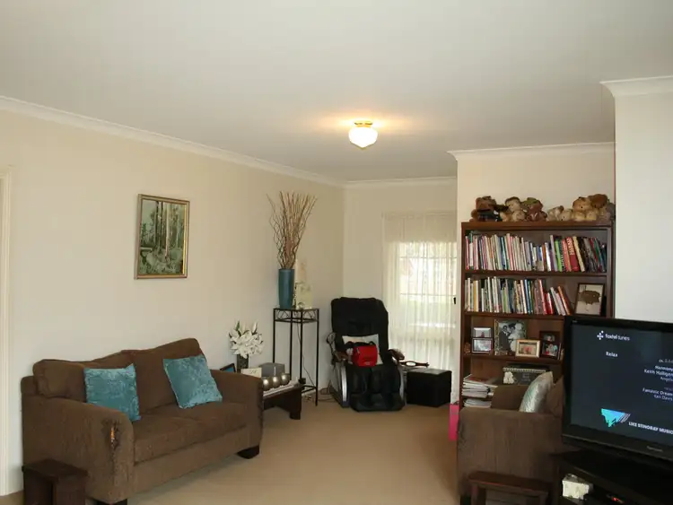 Third view of Homely unit listing, 2/27 Dawson Street, Bairnsdale VIC 3875