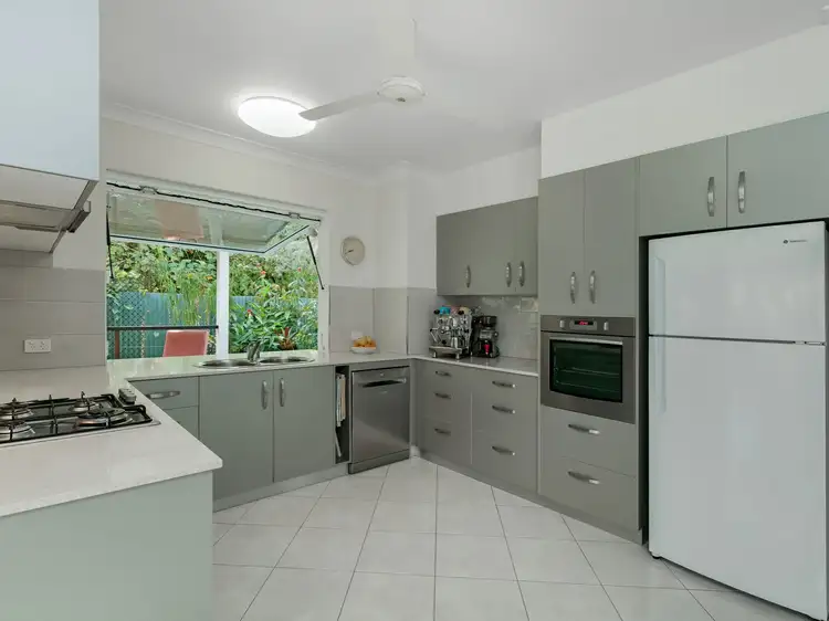 Main view of Homely unit listing, 2/22 Nesbit Street, Whitfield QLD 4870