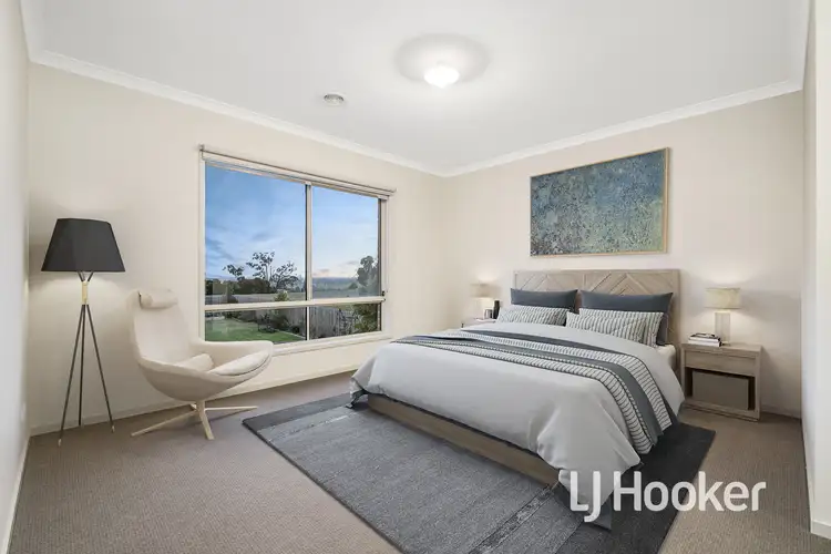 Fifth view of Homely house listing, 15 Royanne Close, Bunyip VIC 3815